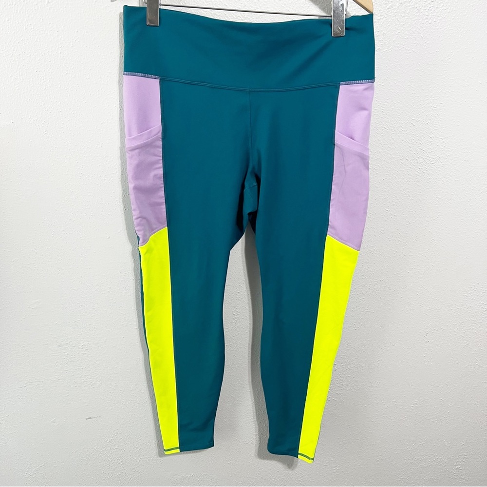Fabletics Powerhold legging color block size 1x